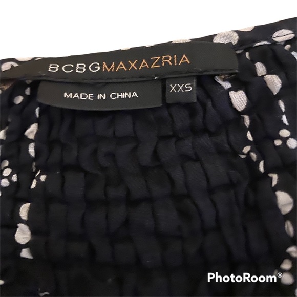 BCBG Maxazria black and white peasant blouse - Picture 3 of 10